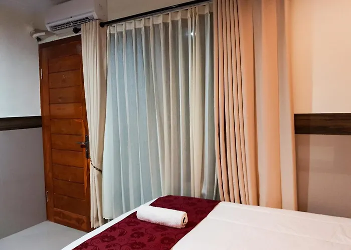 Ogix Cliff Paradise Hotel Semaya