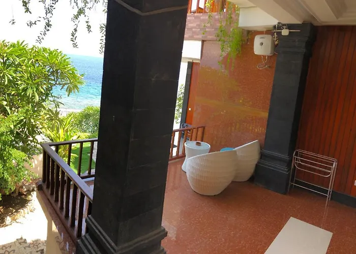 Ogix Cliff Paradise Hotel Semaya